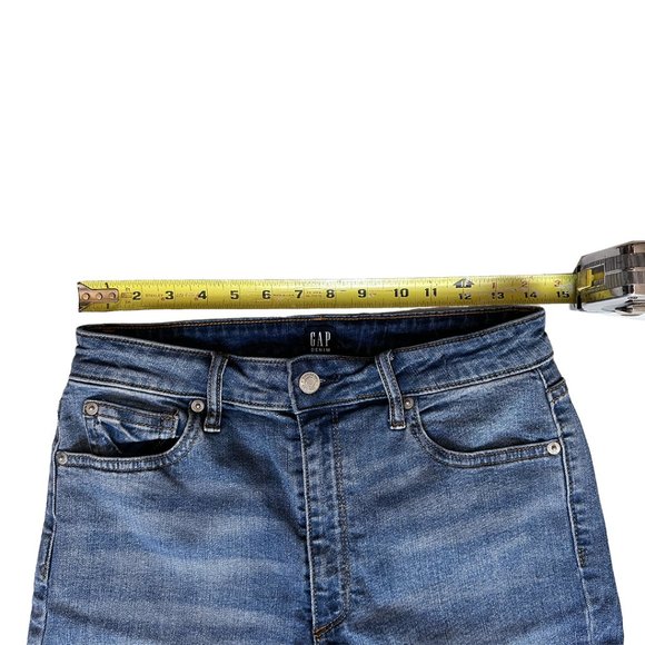 GAP jean cutoff shorts (Size 30) - Picture 4 of 8